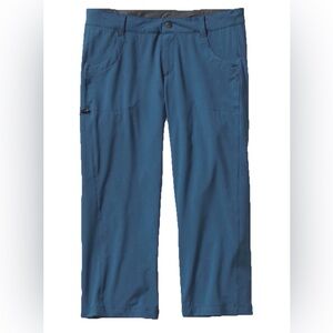 Patagonia Happy Hike Capri Pants Style # 21235 Women’s Sz 8 Blue Casual Athletic